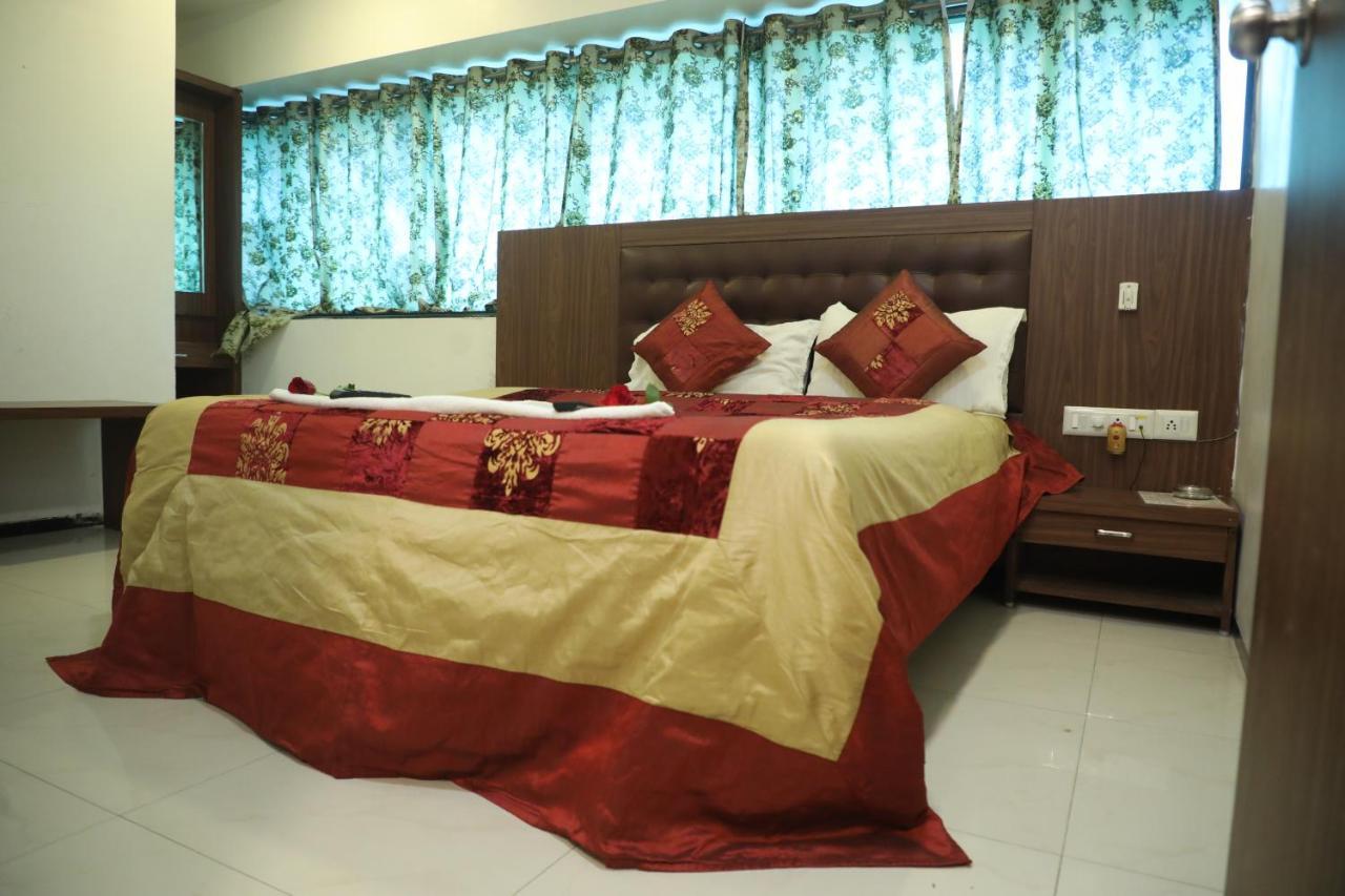 Hotel Shiv Leela Grand مومباي المظهر الخارجي الصورة